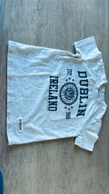 Teeshirt gris claire 5/6 ans 