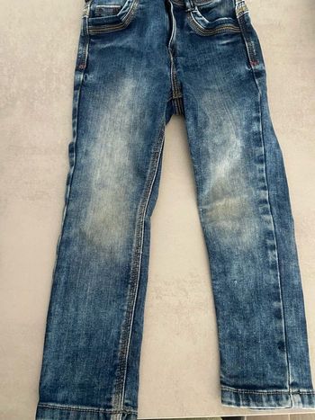 Jean tape à l’œil