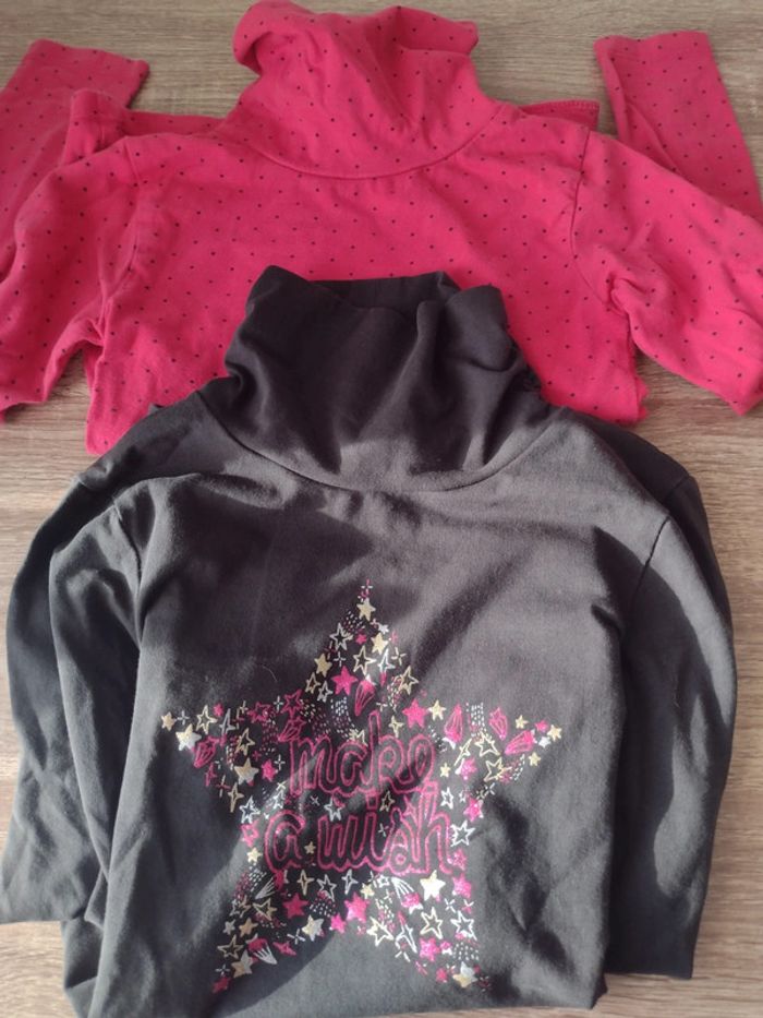 Lot de deux sous-pull fille 8 ans NYC et Orchestra