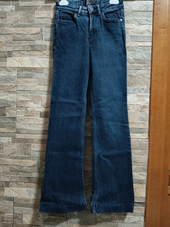 jeans à pattes d'éléphant