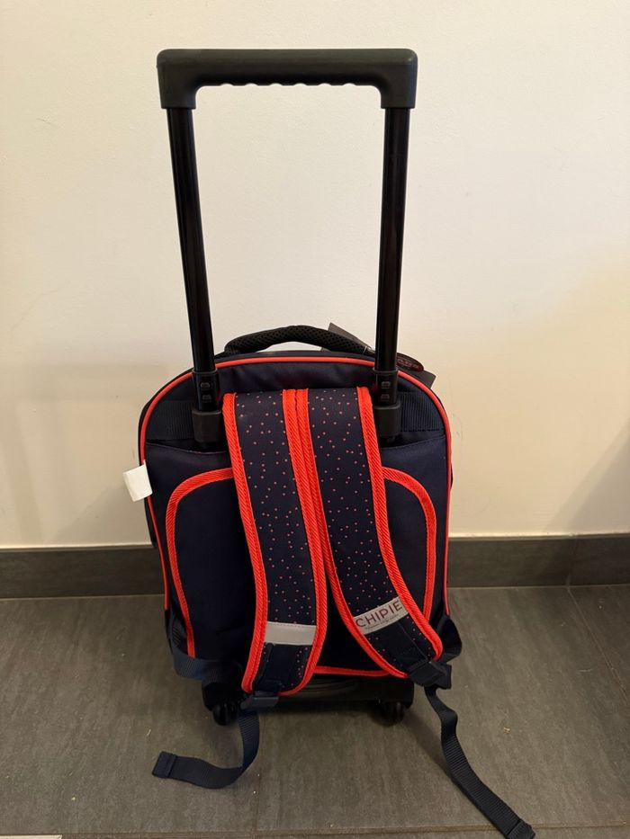 Cartable sac à dos roulette chipie  neuf - photo numéro 8