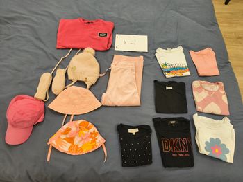 Lot vêtements fille 4 ans