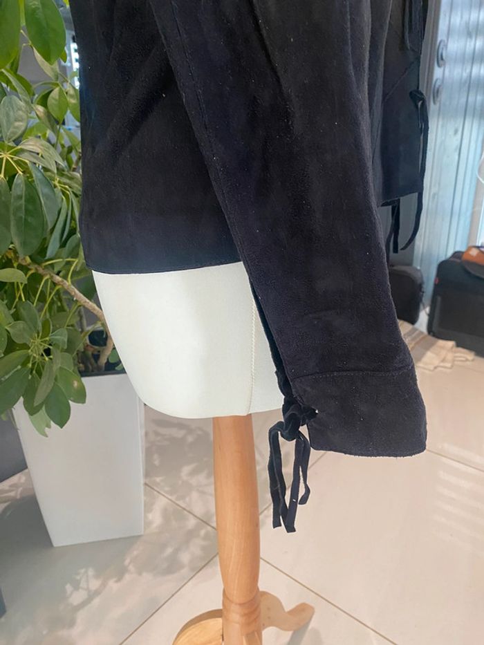Veste noire à franges - photo numéro 4
