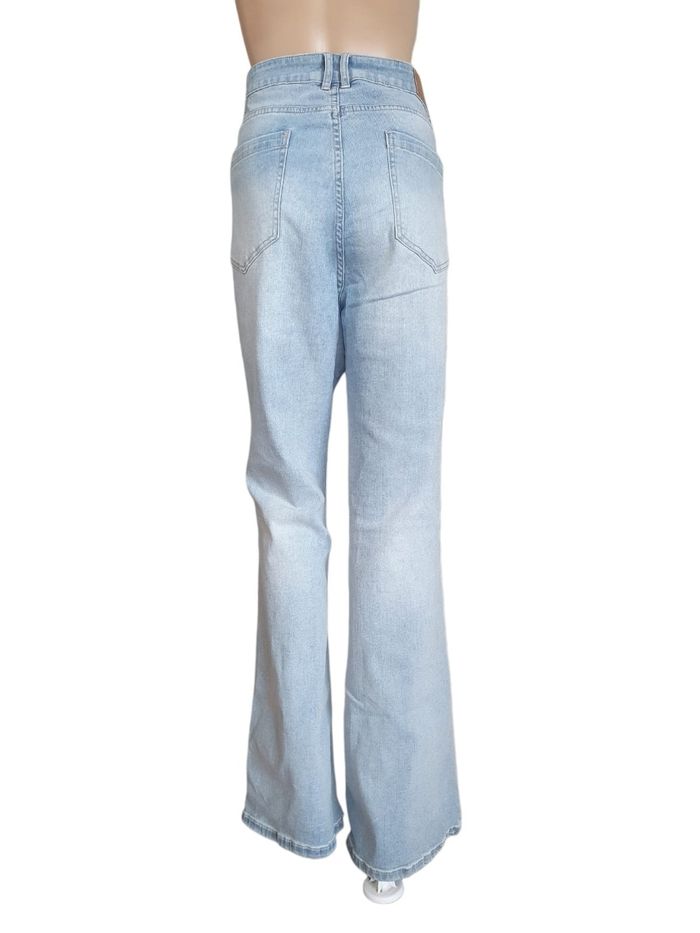Jean Flare Taille Haute à Boutonnage Apparent - Bleu Clair (Taille 44)
- photo numéro 3