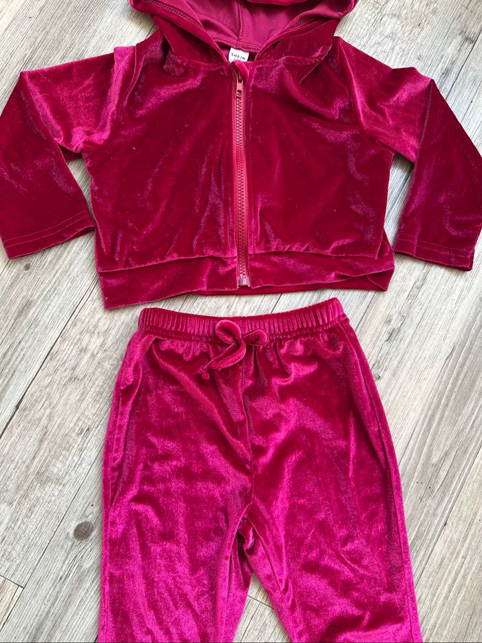 Ensemble pantalon veste courte velours rouge 4 ans - photo numéro 5