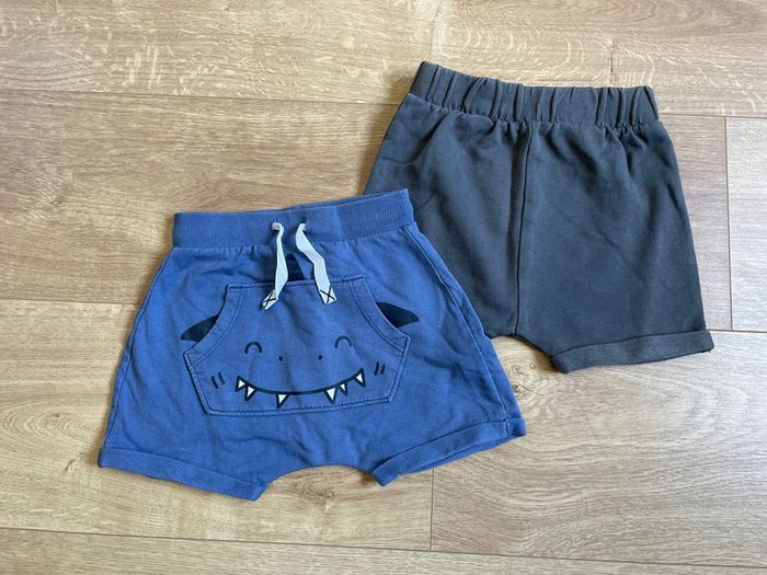Lot 2 shorts garçon 18 mois Kiabi