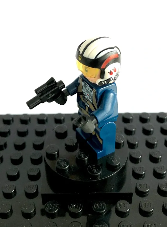 LEGO Star Wars Rogue One - Rebel Pilot U-Wing - photo numéro 2