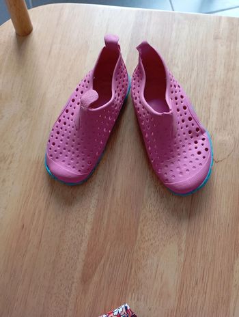 1€ chaussure pour jouer dans l eau nabaiji 25/26