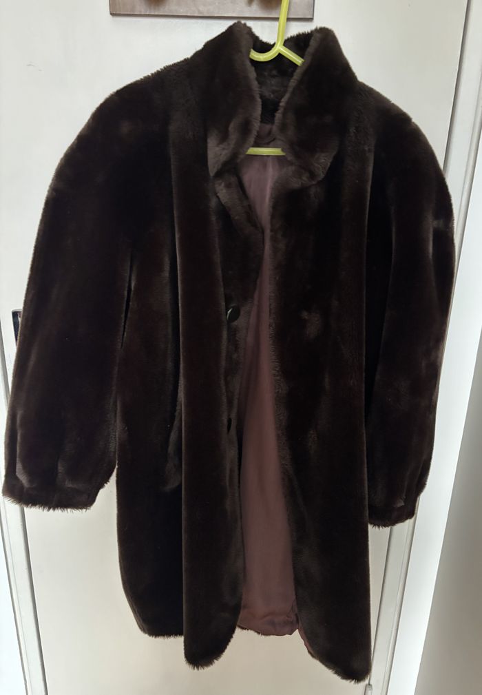 MANTEAU FAUSSE FOURRURE