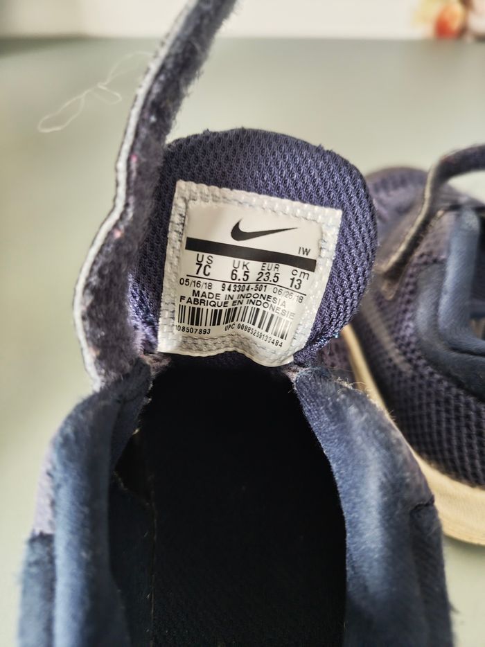 Baskets nike 23.5 - photo numéro 4