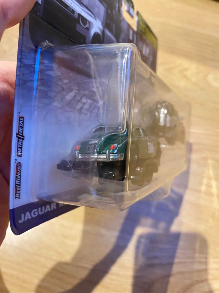 Hot Wheels  | Team Transport  |  | Jaguar MK1 - 2023 Land Rover Defender 110 | #74 | FLF56 - JBM29 - photo numéro 2