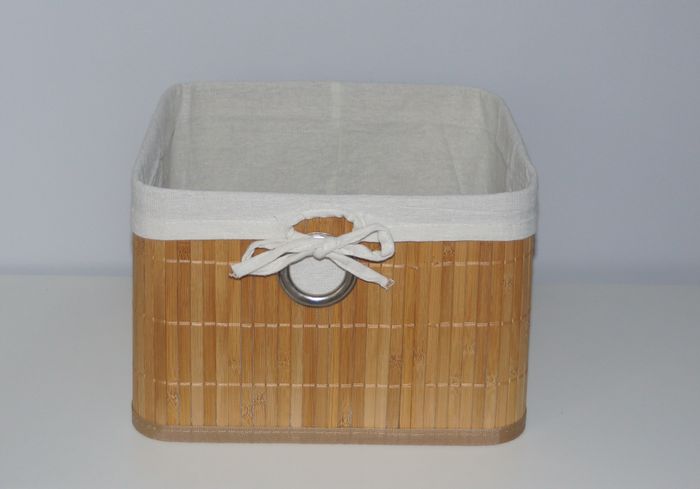 PANIER EN BAMBOU