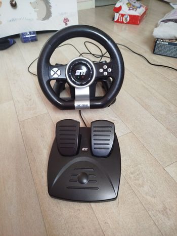 Volant et pédales pour ordinateur