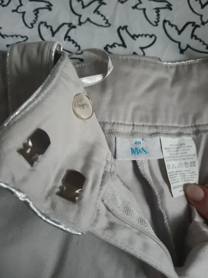 Pantalon argenté 40/42 - photo numéro 3