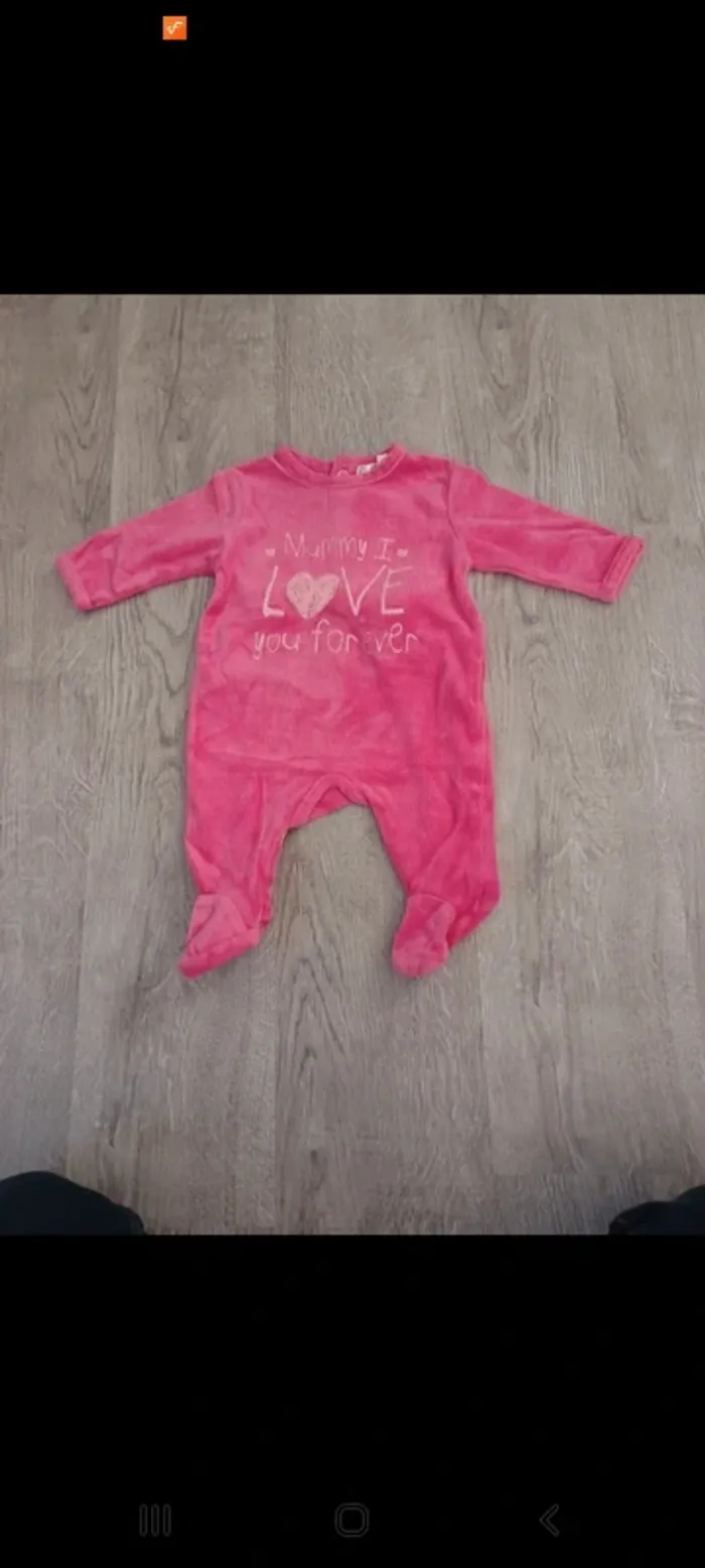 7 pyjamas 1 mois - photo numéro 2