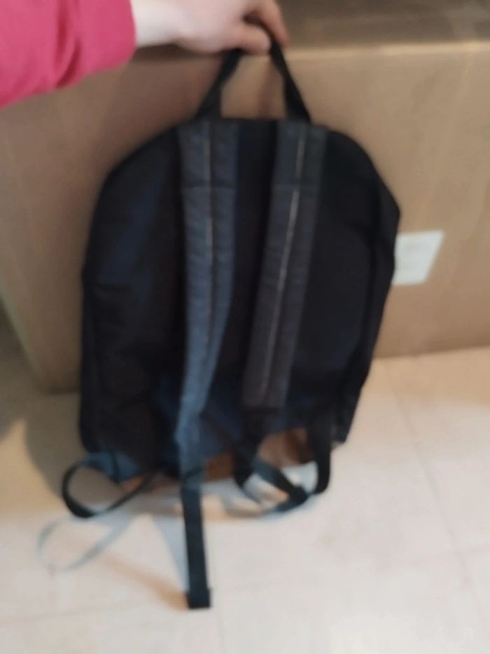 Sac a dos - photo numéro 3
