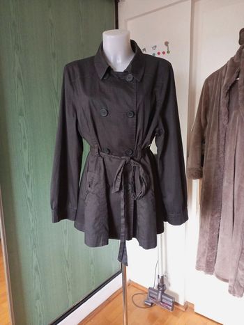Trenchs gris