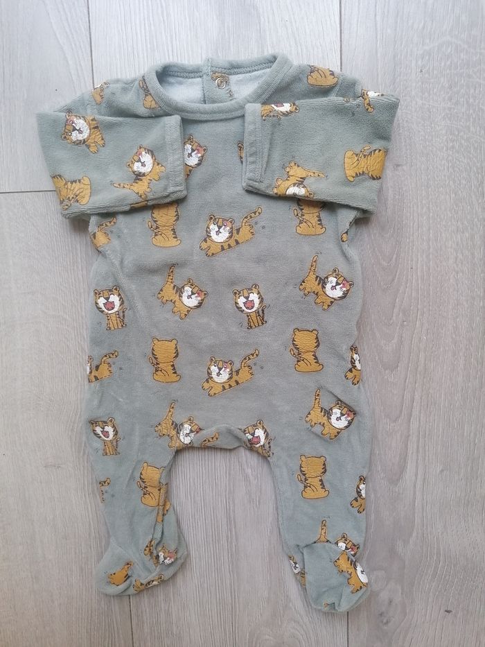 Lot pyjamas 3 mois - photo numéro 2