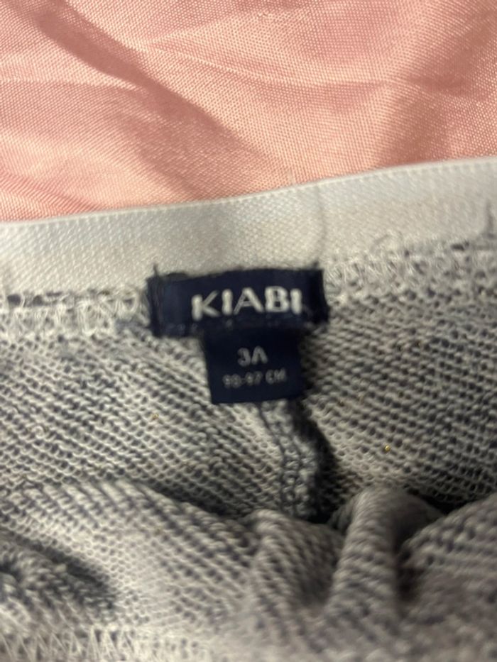 Mini jupe grise - photo numéro 2