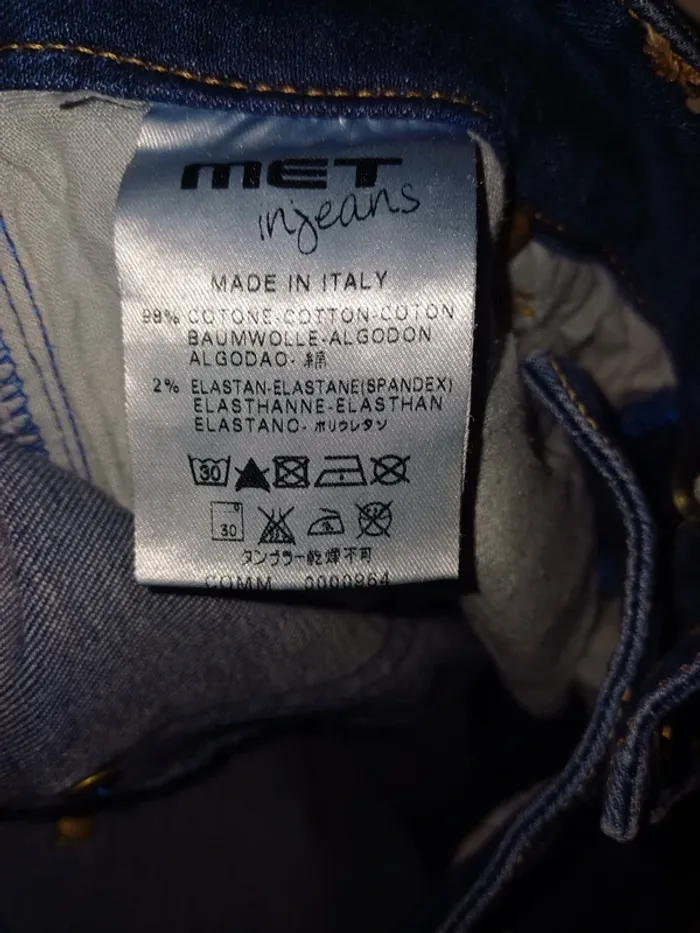 Jeans Met - photo numéro 5