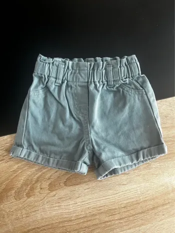 Short 6 mois