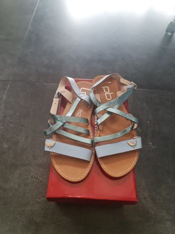 Sandales Lpb pointure 33