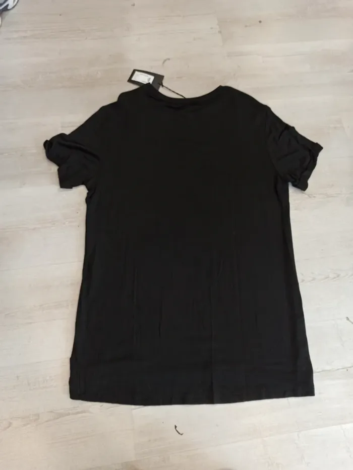 Tee shirt noir uni assez épais fluide xl - photo numéro 3
