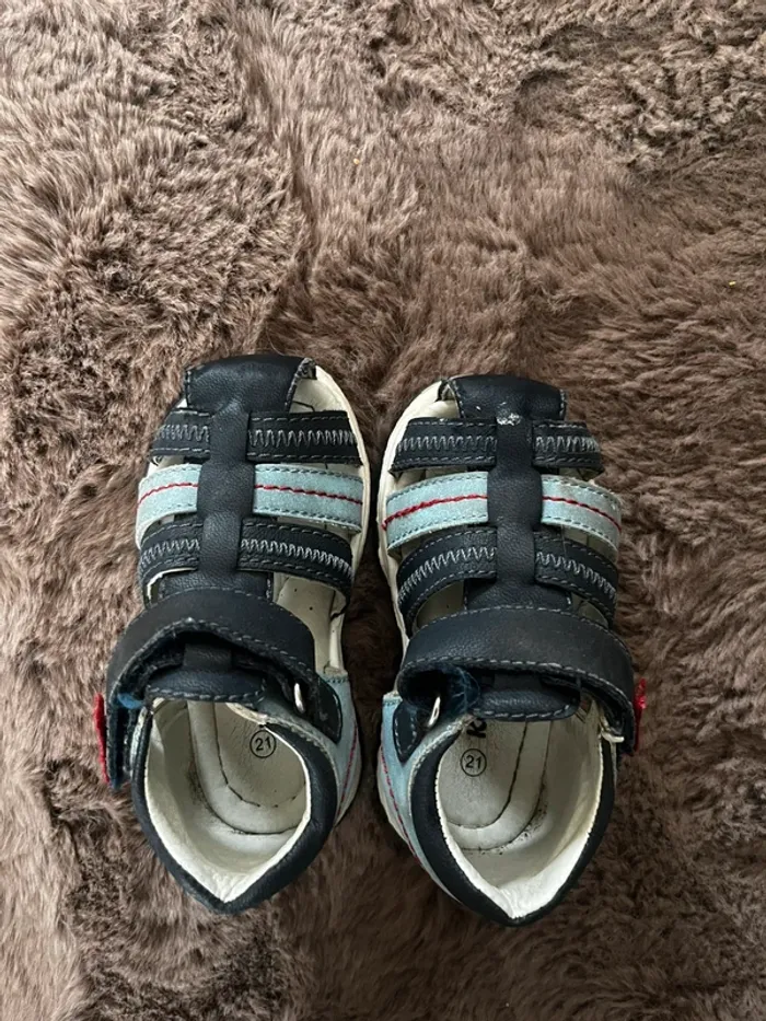 Nue pieds enfant - photo numéro 2