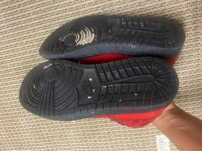 Air Jordan rouge montantes pour pièces ou réparateurs - photo numéro 4