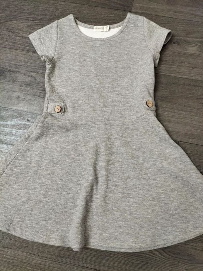 robe grise