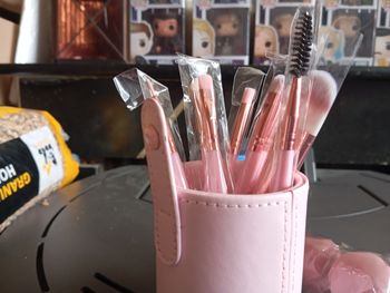 Boîte de pinceaux maquillage rose neuf