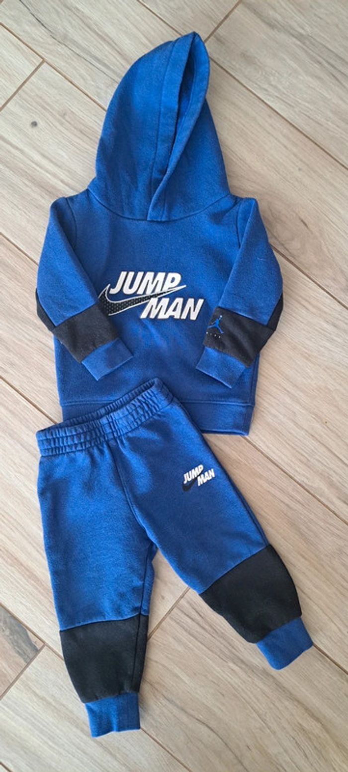 Ensemble Jordan 12 mois