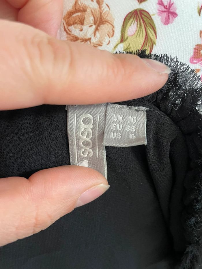 Haut asymétrique noir Asos une épaule dénudée à manche longue - photo numéro 3