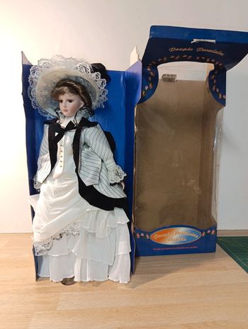 Poupée collection victoria vintage