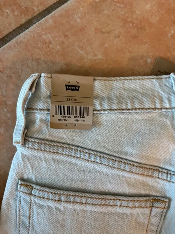 Jeans Levis 501 - photo numéro 9