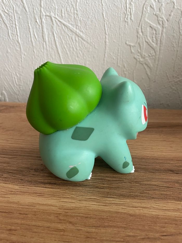 Figurine officielle bulbizarre 9 cm en vinyl > Pokémon - photo numéro 2