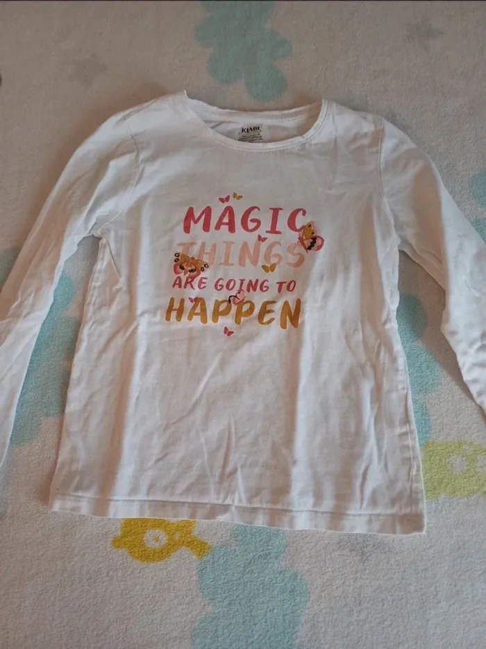 T-shirt blanc avec écritures 8 ans