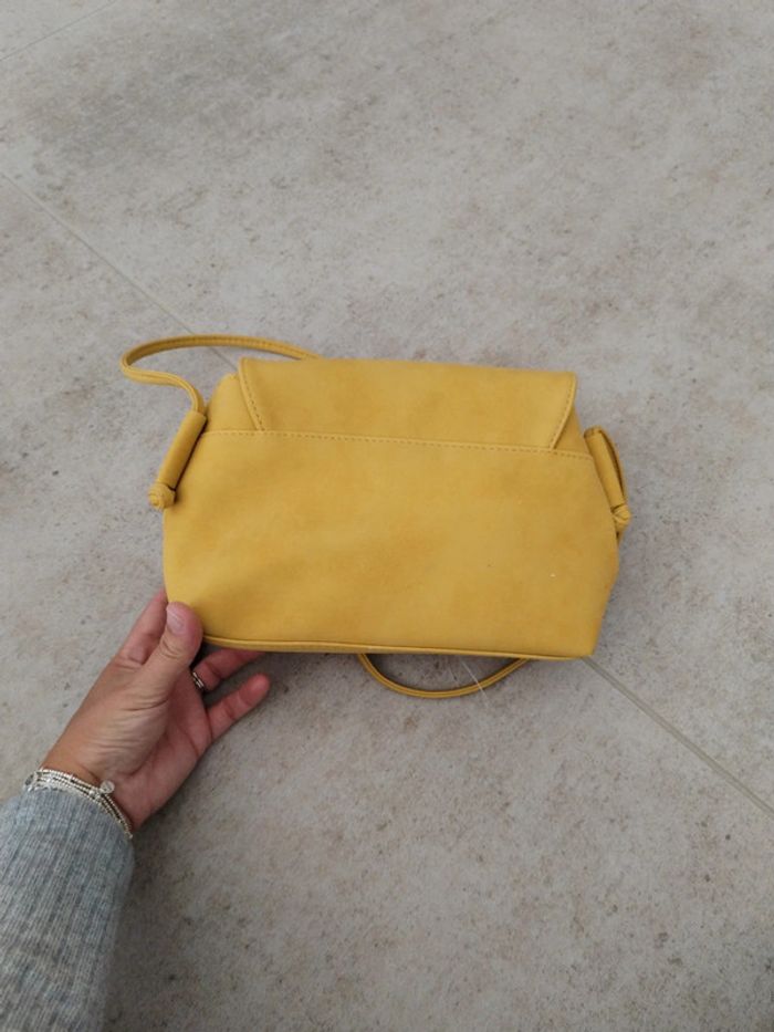 Sac moutarde Promod neuf - photo numéro 2
