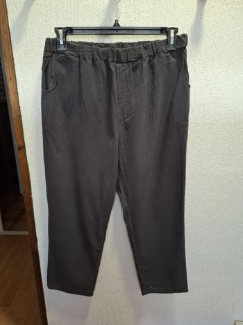 Joli pantacourt femme XXXL gris foncé coupe large 4 poches très bon état