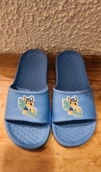 Claquettes Chase pat patrouille pointure 27/28