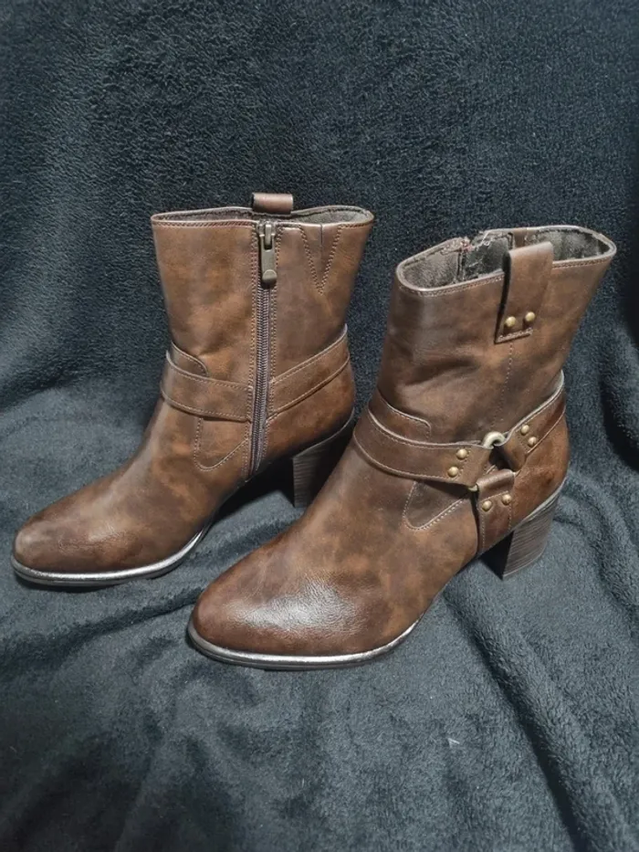 Paire De Bottines Marron A Talons, FPC - photo numéro 2
