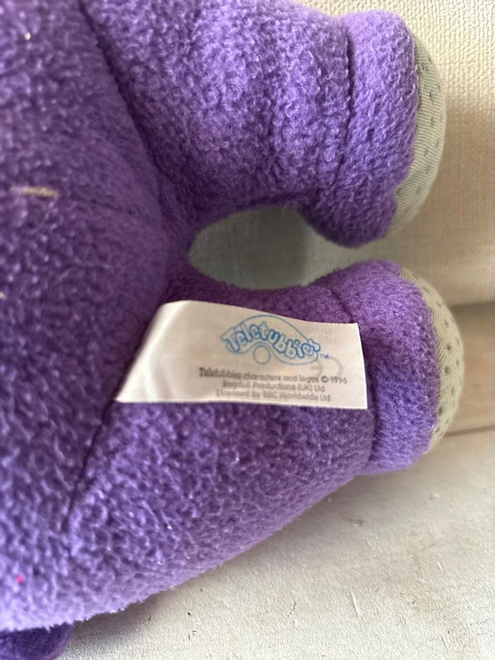 Peluche teletubbies tinky winky de 1996 - photo numéro 5