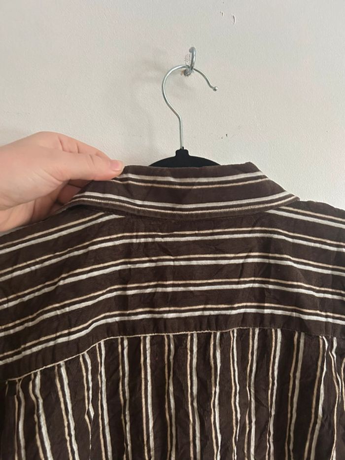 Jolie chemise style velours à rayures marron • Armand Thiery • Taille XL/42 - photo numéro 16