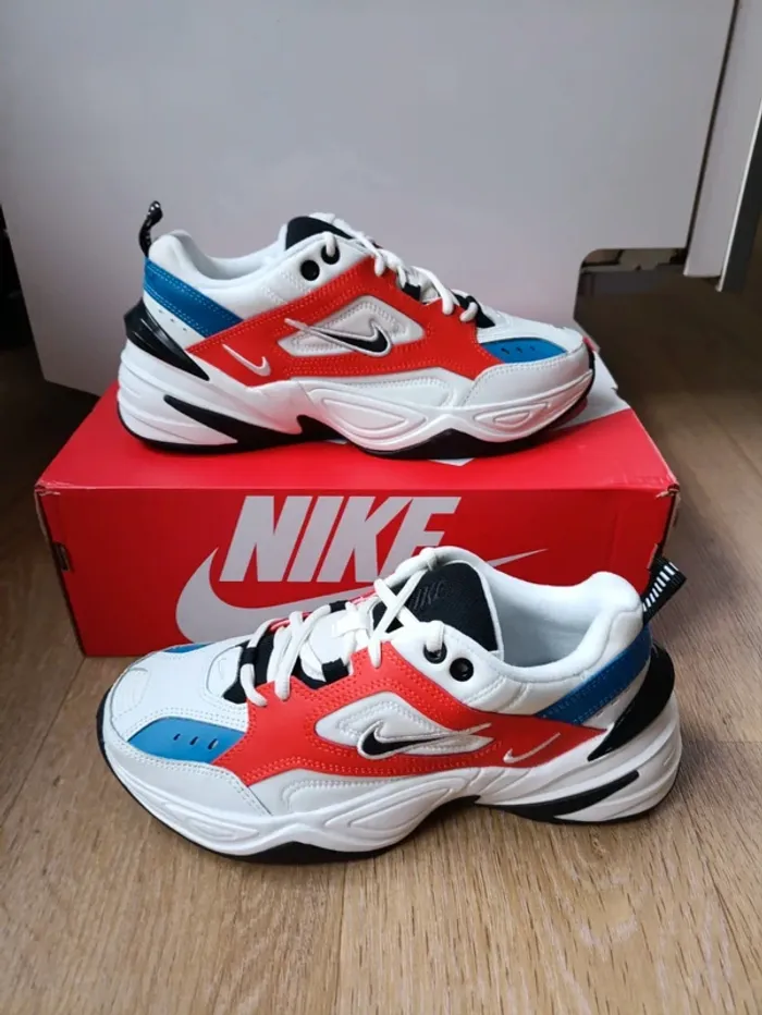 Baskets sneakers Nike femme tekno