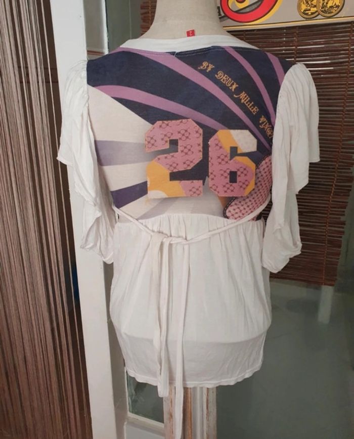 T shirt 2026 taille 2 - photo numéro 2