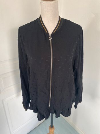 Top noir zippé i.code taille XL
