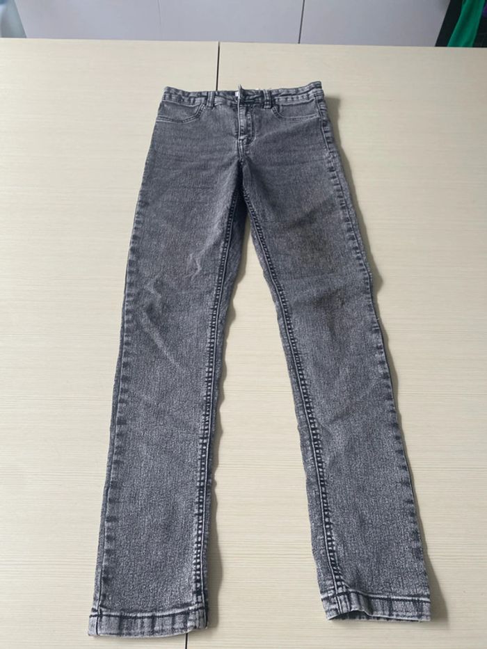 Jean gris