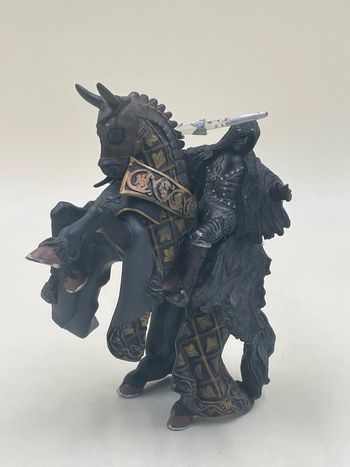 Figurines Papo médiévale cheval + chevalier