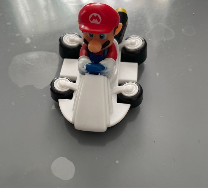 Lot de Figurines Mario Kart avec voiture - photo numéro 6