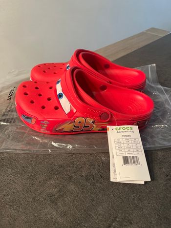 Crocs  cars Flash Mc Queen taille 38-39